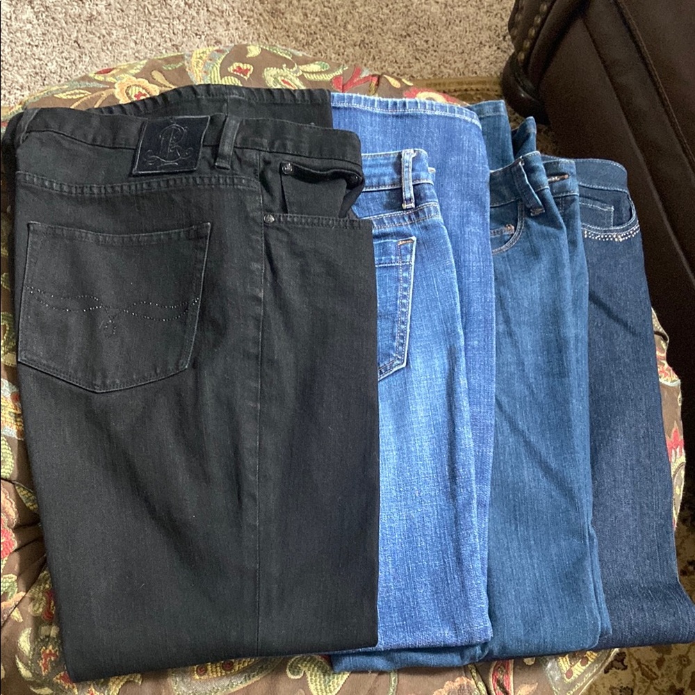 Ladies Black and Blue Jeans Set